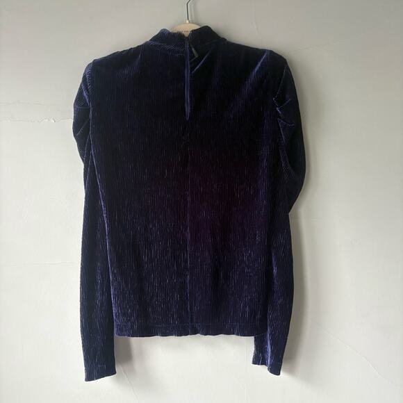 Patbo Textured Velvet Turtleneck Size Medium - Picture 4 of 8